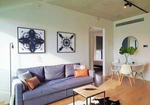 Apartment in Richmond Church St near Shops and Sporting grounds with city views!