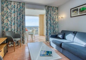 Apartment Les Rivages de Coudoulière-19 by Interhome