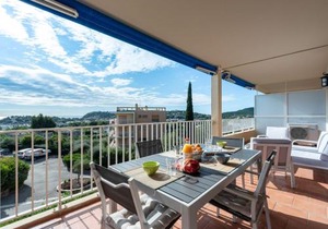 Apartment Les Mimosas-6 by Interhome