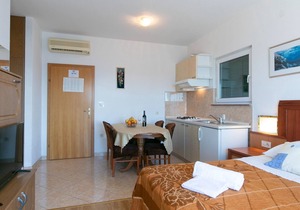 Apartment Marko - amazing sea view: A4(2+2) - Brela, Riviera Makarska, Croatia