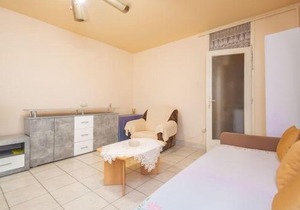 Apartment Martinovic In Pula - 4 Persons, 1 Bedrooms