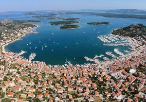 Apartment Nada - 150m from sea : A4(4) - Murter, Island Murter, Croatia