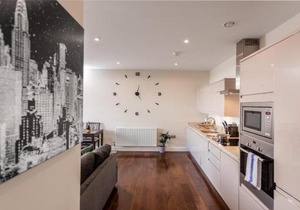 Apartment near town centre and popular shopping Outlet