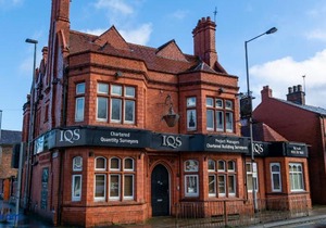 Apartment No 1 - The Old Red King Pub, Whitefield, Manchester
