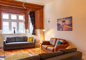 Apartment No 1 - The Old Red King Pub, Whitefield, Manchester