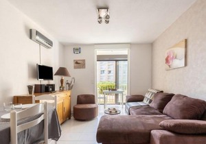 Apartment Palm Beach-10 by Interhome