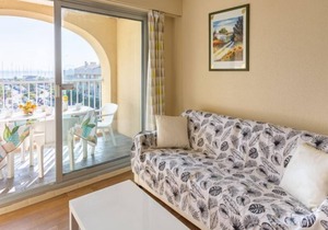 Apartment Port de La Gavine in Hyères - 4 persons, 1 bedrooms