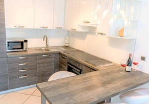 Apartment Queens II with Sea View in Selce