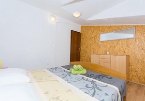 Apartment Slatine 1126b