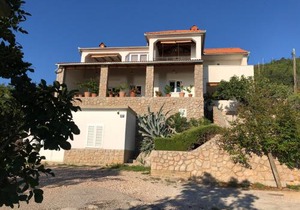 Apartment Stinica 31b