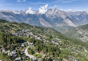 Apartment T-Resort La Tzoumaz 2p4 by Interhome