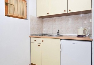 Apartments Ana, (13810), Baška Voda, hr