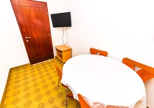 Apartments INGA for up to 10 people near the beach