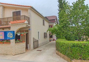 Apartments Ivan (13792-A4) - Bibinje
