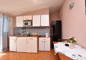 Apartments Jurkic (78001-A7) - Dolac