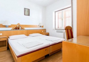 apartments klis - three-bedroom apartment with terrace