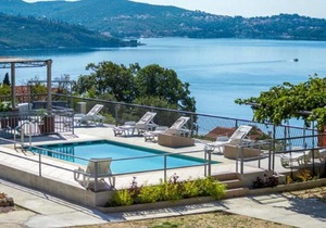 apartments klis - three-bedroom apartment with terrace