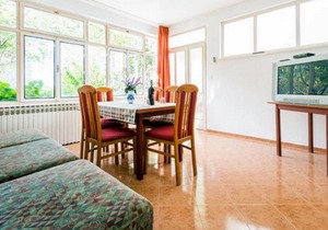 apartments klis -two-bedroom apartment with terrace