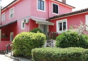 Apartments Nika, (14466), Umag, hr