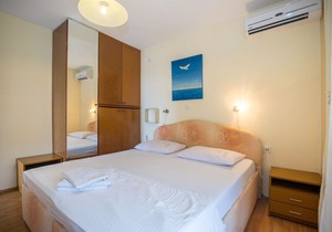 Apartments Rose (40771-A1) - Slatine (Ciovo)