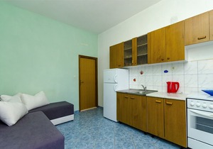 Apartments Tanja (46041-A2) - Slatine (Ciovo)