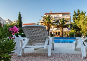 Apartments Villa Daniela (59101-A6) - Novalja - island Pag