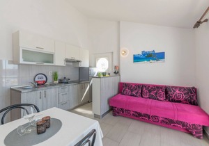 Apartments Villa Daniela (59101-A9) - Novalja - island Pag