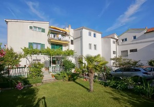 Apartments Zanze (39311-A9) - Vodice