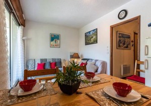 Appartement 4 pers. à Saint-Lary avec parking - FR-1-296-278