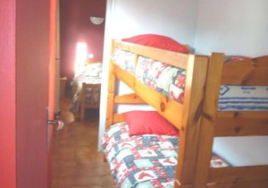 Appartement 6 pers, terrasse, à 2 pas de plage et commerces, parking, option Internet - FR-1-387-153