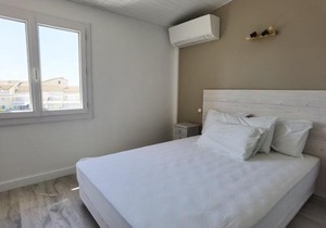 Appartement Climatisé 2 Pièces avec Terrasse et Parking - Classé 2 Étoiles - FR-1-326-690