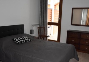 Appartement Contemporain avec Terrasse Sud, Proche Centre et Navette Courchevel - FR-1-464-81