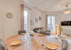Appartement Haussmannien proche Sacré Coeur 6P