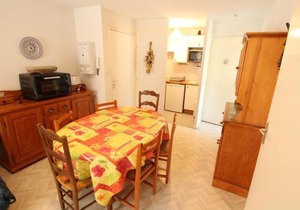 Appartement T3 Sud avec Balcon et Parking à Bagnères-de-Luchon - 4 pers. - FR-1-313-178