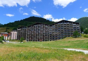 Apt B 044 by Interhome