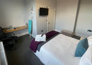 Arlan House, Superb Basingstoke Hotel - Room 08