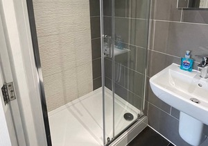 Arlan House, Superb Basingstoke Hotel - Room 08