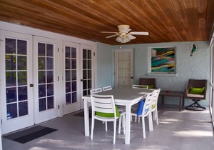 Arlington Park Area! 3BR/2BA Sarasota Home – Heated Large Pool