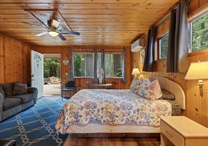 Armin - room Masoods Lodge