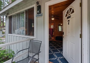 Armin - room Masoods Lodge