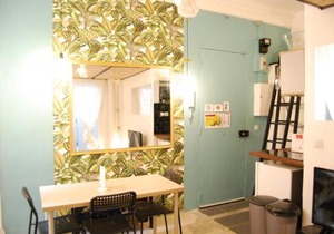 Arty 20m² district of BATIGNOLLES