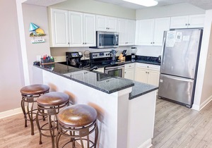 Ashworth #905! 4BR/3BA with Stunning Views & Prime Amenities