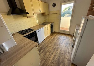 At the center of Sablettes at 300m of the beach and stores