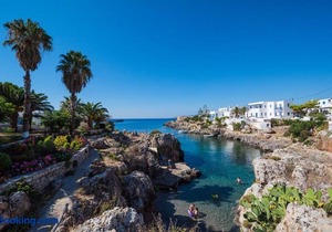 Avlemonas Bay Sea Houses