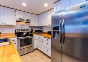 AWBR04 - Walk to Fort Rock, Single Level, Hot Tub, Bikes, BBQ