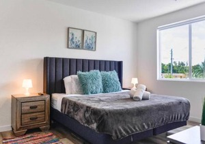 Awesome 3BR Townhouse 15minutes from the Beach