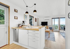 Awesome home in Faaborg with WiFi