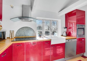 Awesome home in Højby with kitchen