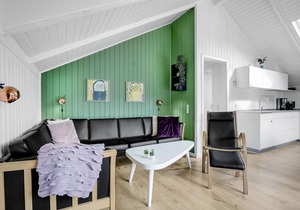 Awesome home in Hvide Sande with WiFi