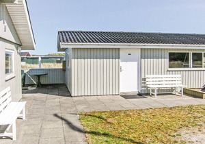 Awesome home in Løkken with WiFi